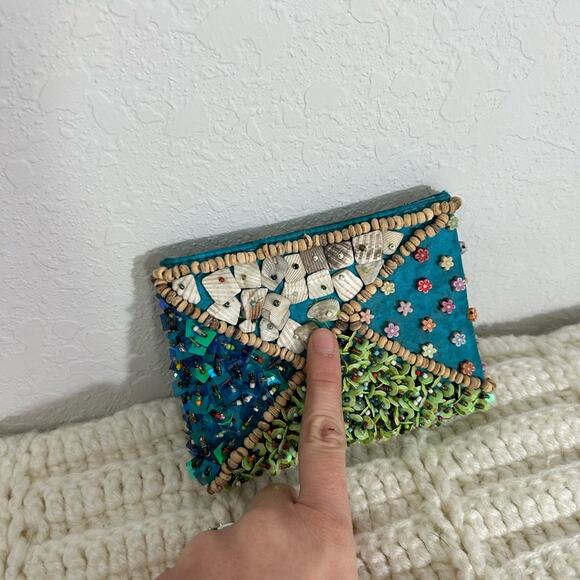 Hand beaded- mini wallet coin purse- seashellls beach- sequin- some wear- retro - Picture 7 of 8